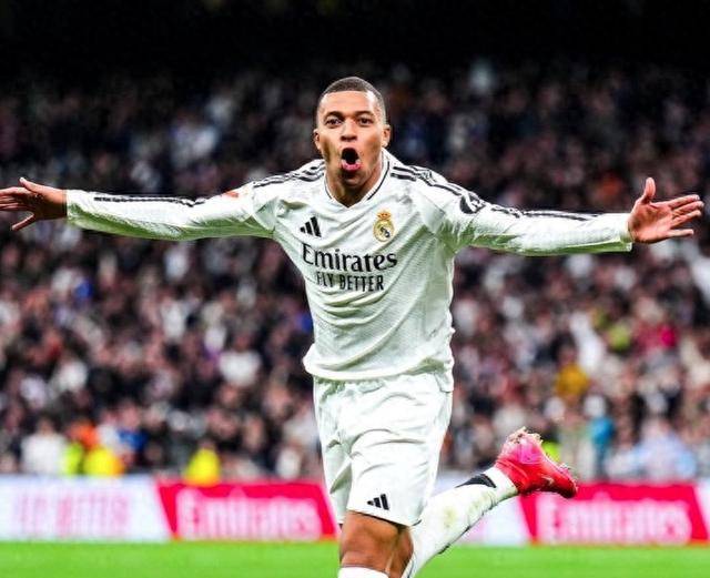 华体会官方网站-姆巴佩重返赛场,败北首场状态出色,德国队观众沸腾!全场沸腾不已-华体会官方网站 华体会官方网站-姆巴佩重返赛场,败北首场状态出色,德国队观众沸腾!全场沸腾不已-华体会官方网站