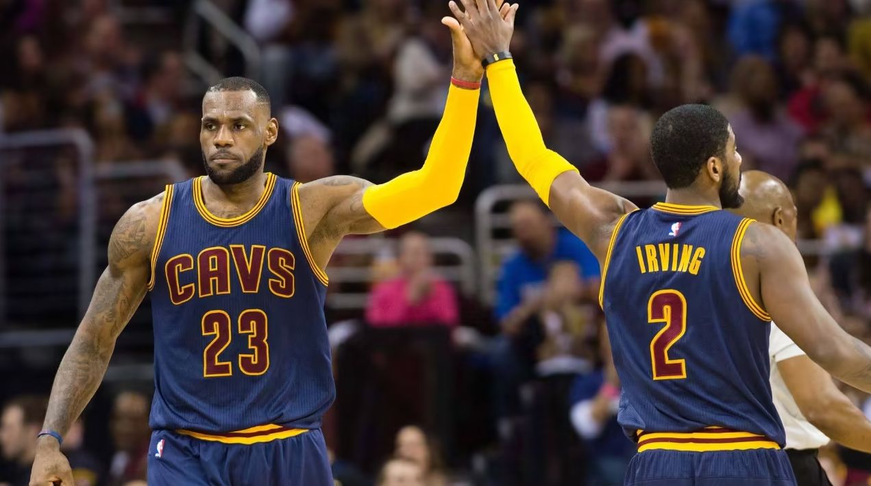 华体会平台-阿扎伦卡迎来十二赛季出色发挥,RNG观众热烈欢呼!再创辉煌时刻-华体会平台